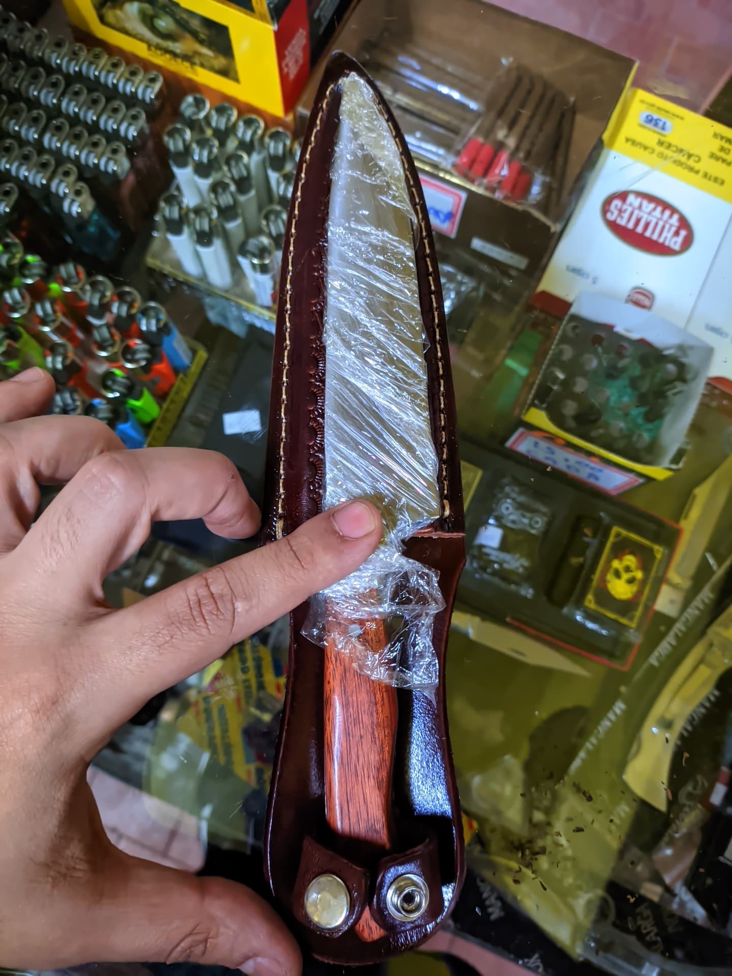 Faca Cabo Madeira com Bainha
